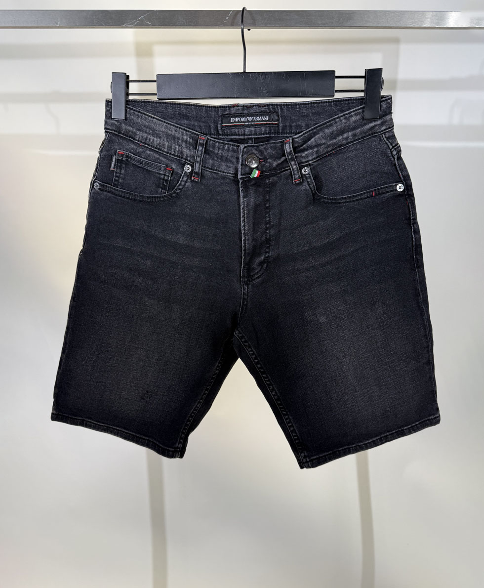 136 EMPORIO ARMANI - Figura 1