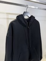 Balenciaga - Figura 7