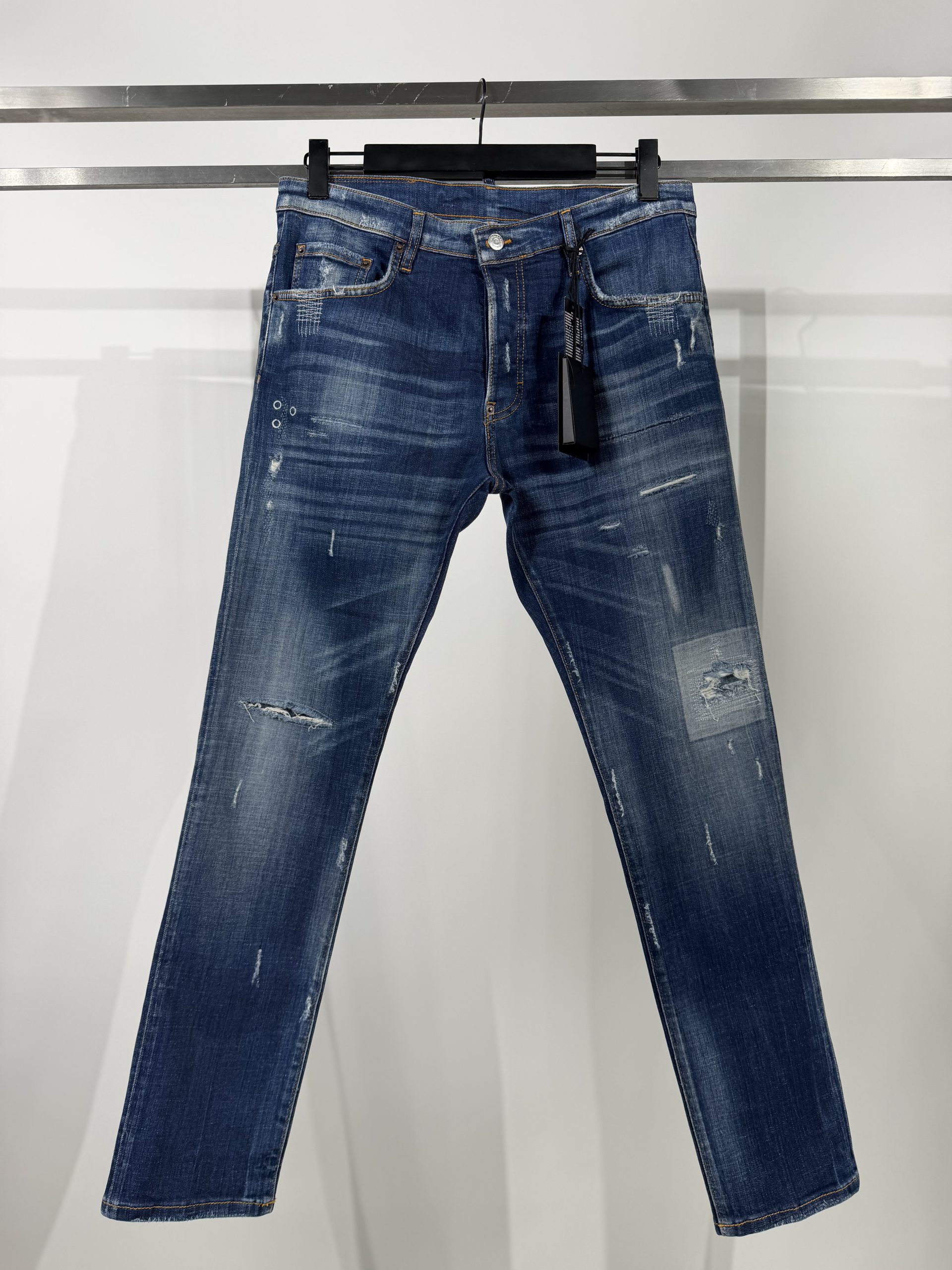 IMG_0431 Dsquared2 - Figura 1